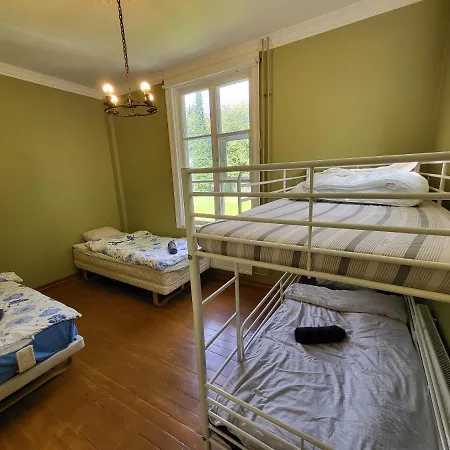 Kirstulan Kartanon Paeaerakennuksessa Sijaitseva Hieno * Hämeenlinna